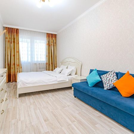 Apartments 7 Я-14 Astana Ngoại thất bức ảnh