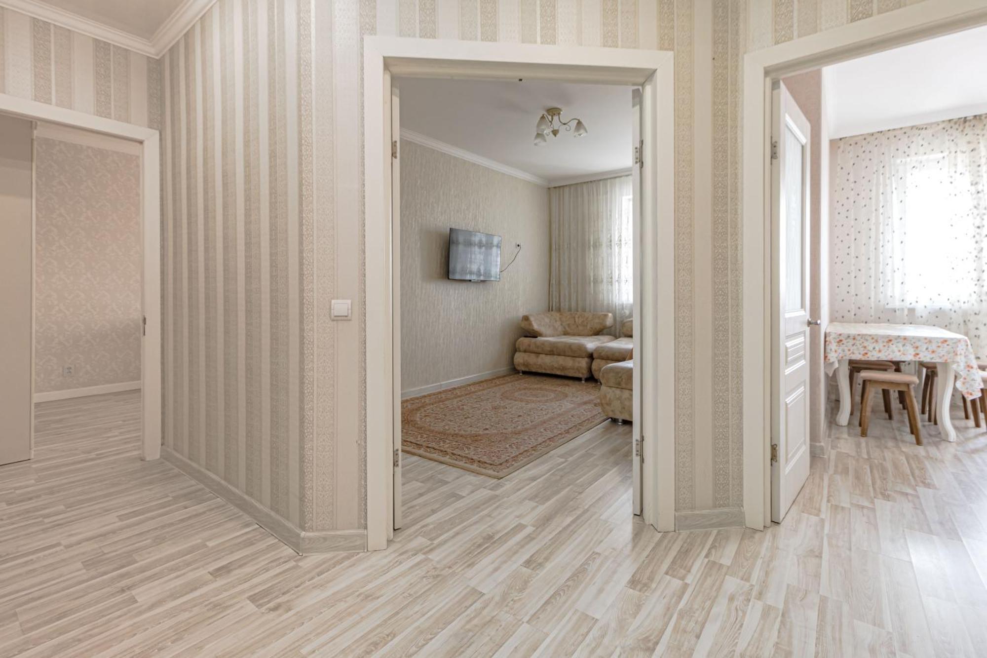 Apartments 7 Я-14 Astana Ngoại thất bức ảnh